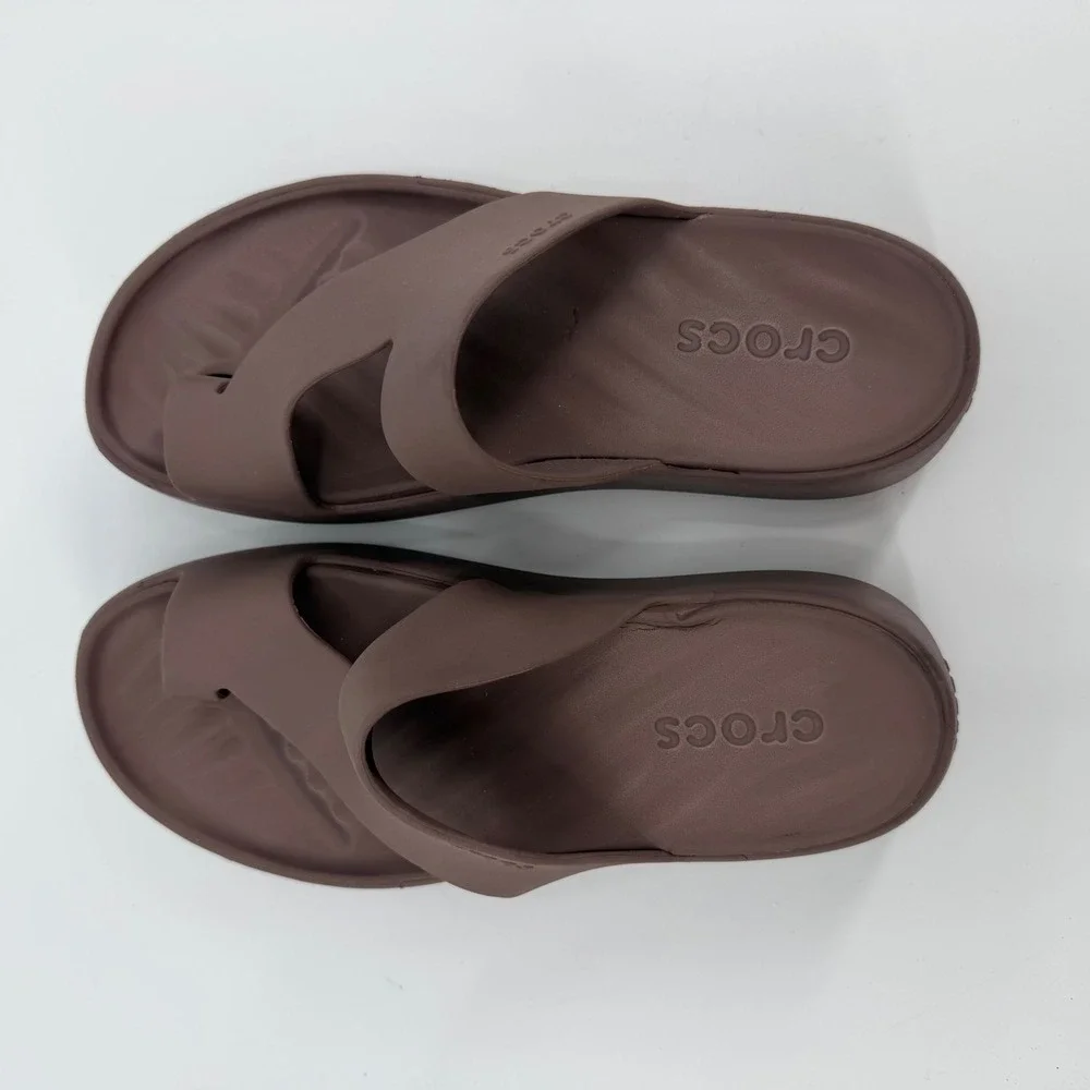CROCS brooklyn flip